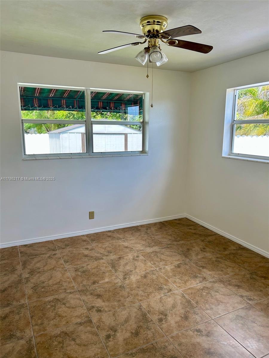 HOLLYWOOD BEACH HEIGHTS S - Residential Lease