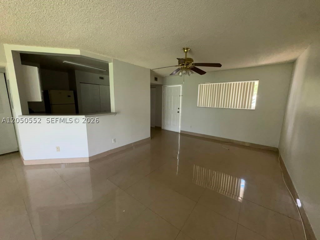 SUMMER LAKE CONDO - Residential Lease