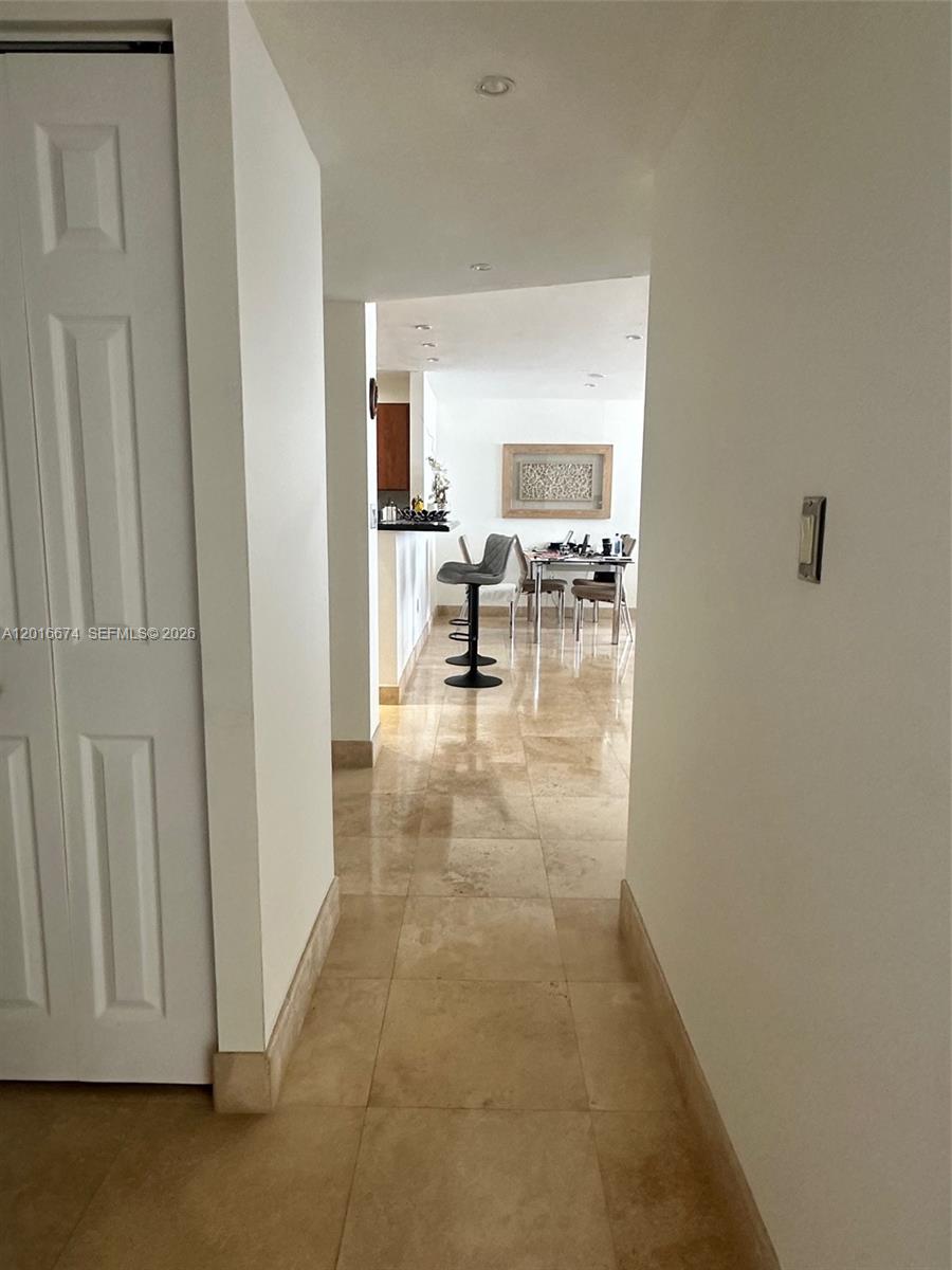 COMMODORE PLAZA CONDO - Residential