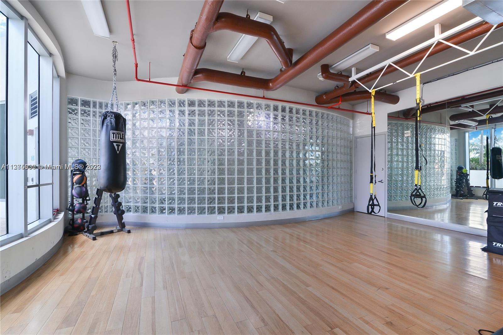 UPTOWN MARINA LOFTS CONDO - Residential Lease