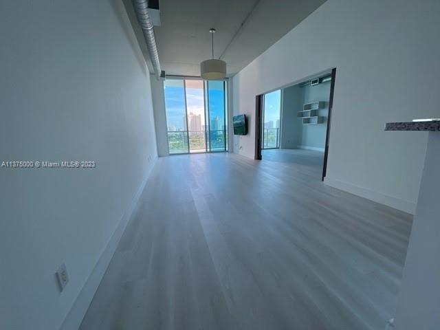 UPTOWN MARINA LOFTS CONDO - Residential Lease