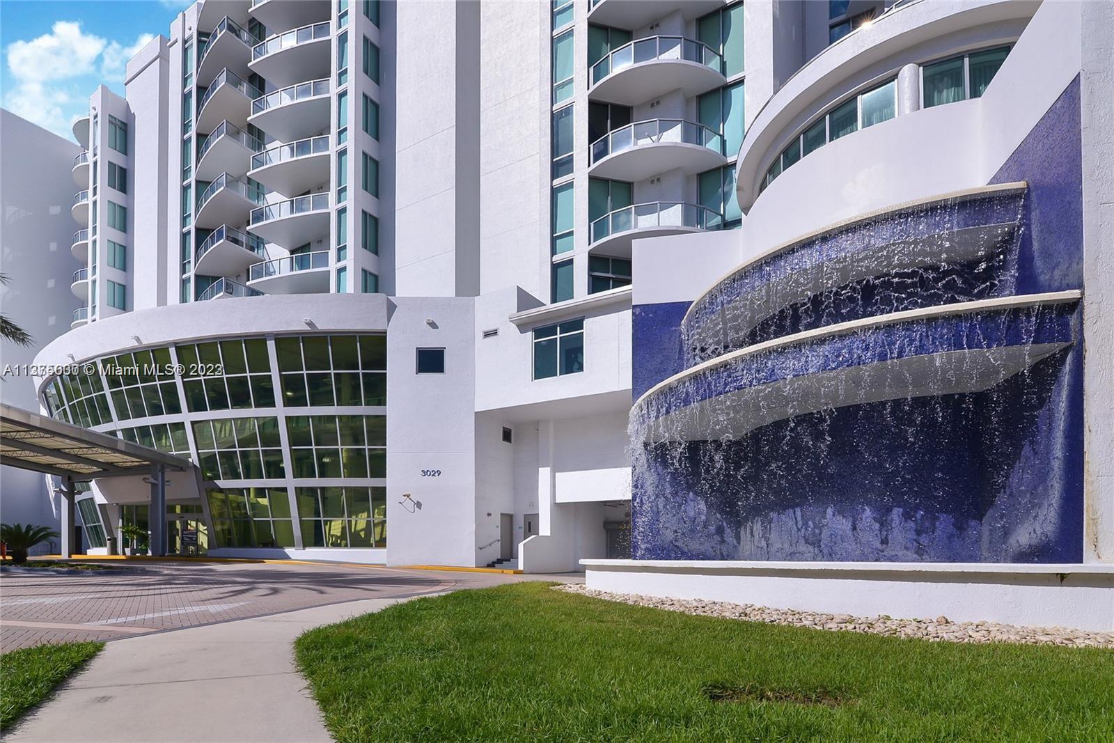 UPTOWN MARINA LOFTS CONDO - Residential Lease