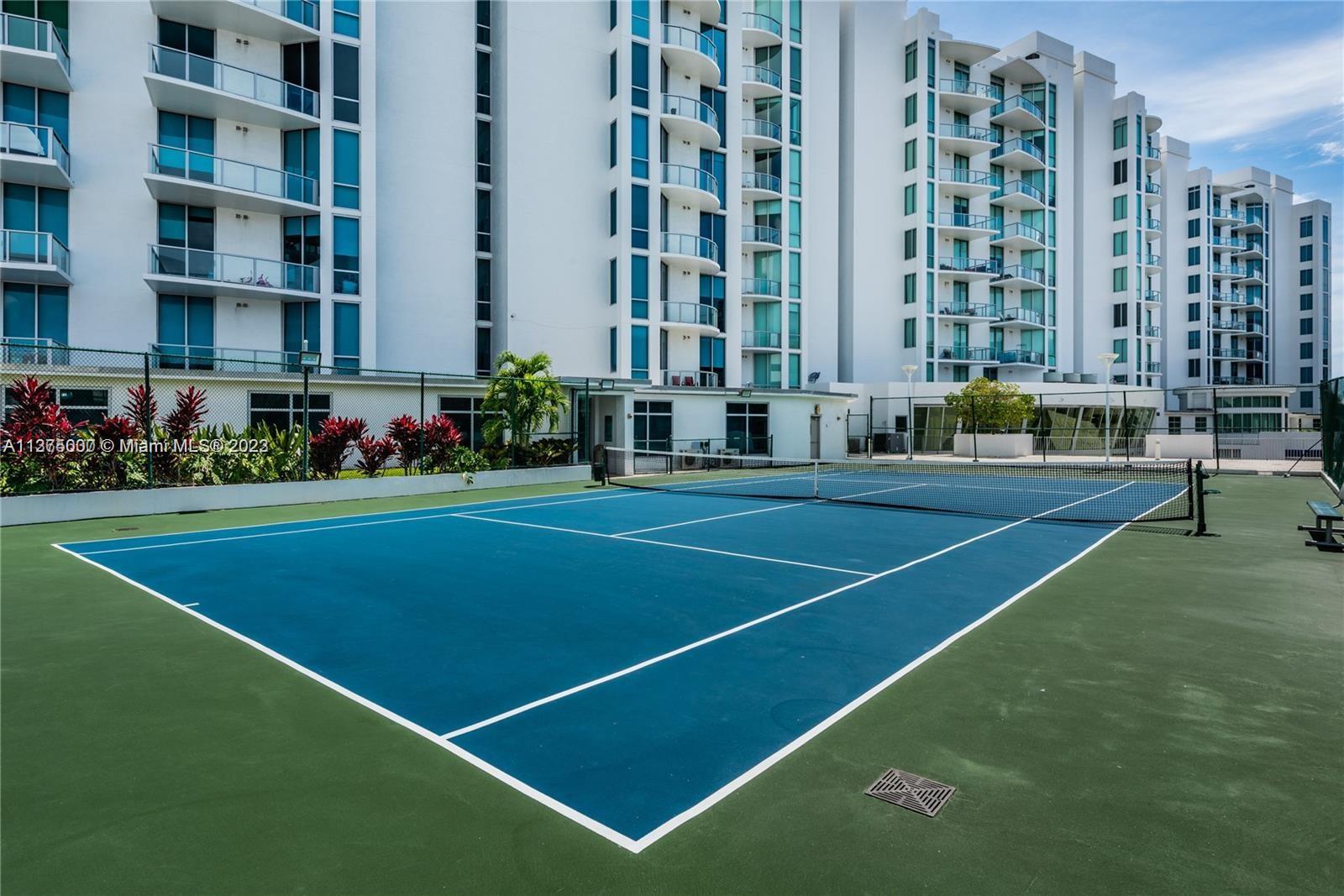 UPTOWN MARINA LOFTS CONDO - Residential Lease