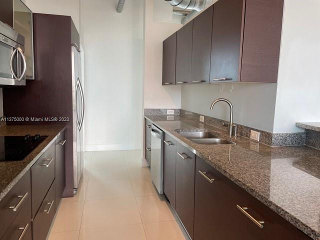 UPTOWN MARINA LOFTS CONDO - Residential Lease