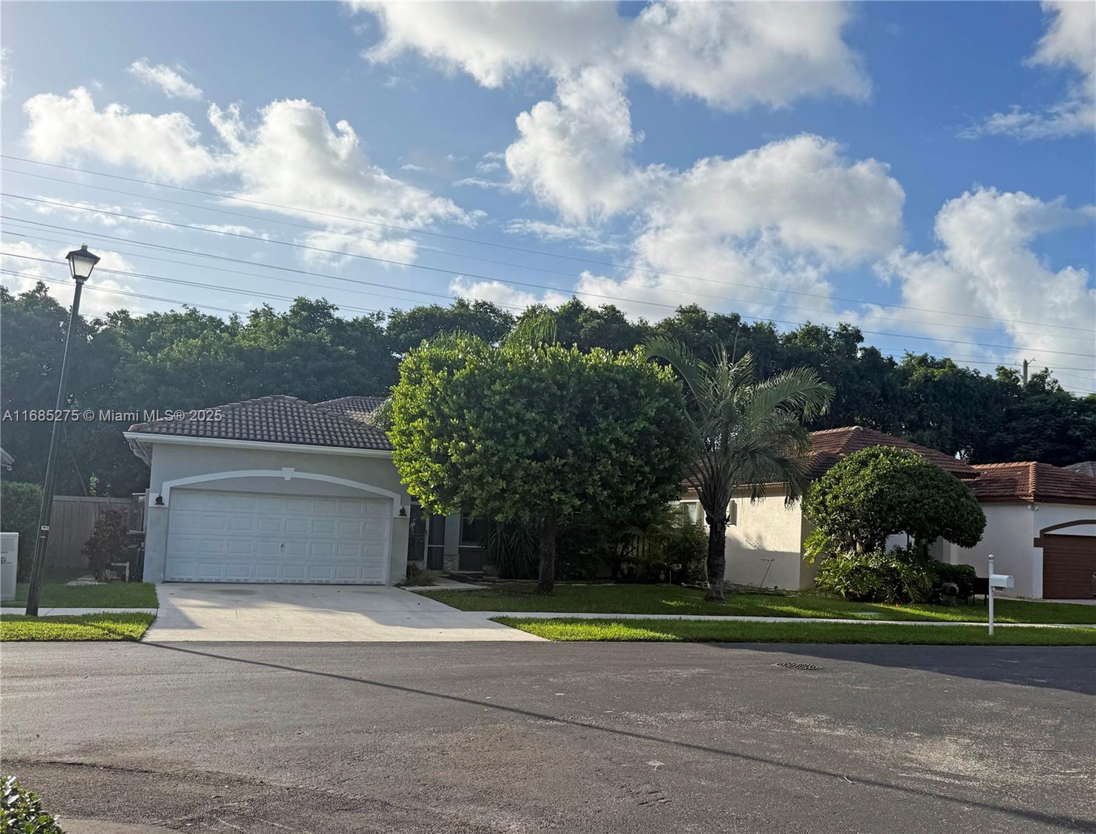 DUNWOODIE AT KEYS GATE - Residential Lease