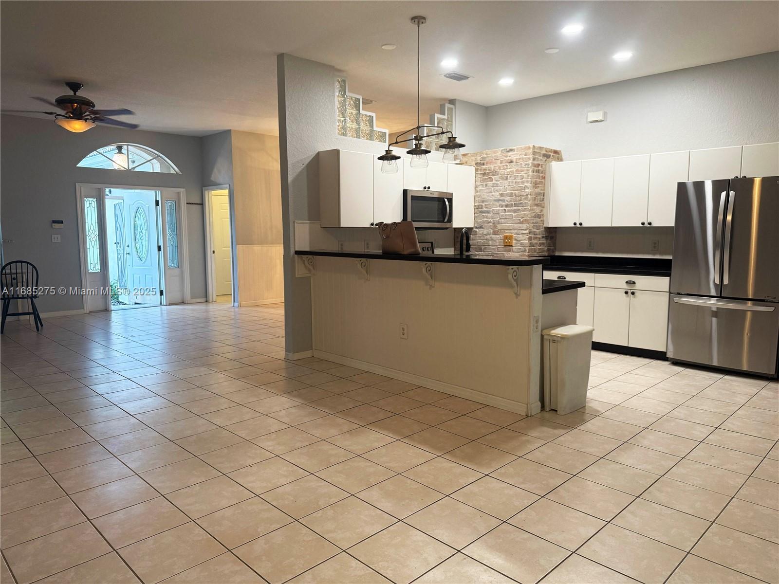 DUNWOODIE AT KEYS GATE - Residential Lease