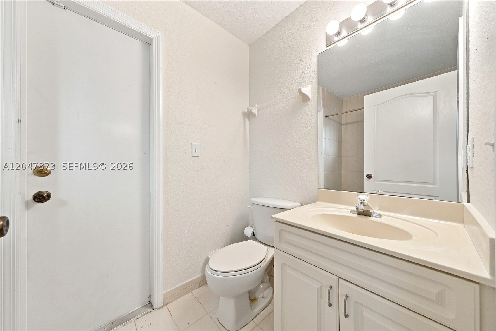 KAYLA S PLACE - Residential