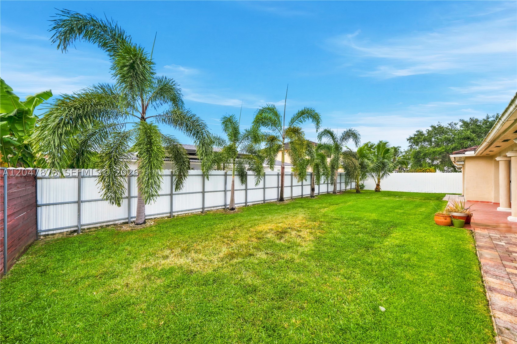 KAYLA S PLACE - Residential