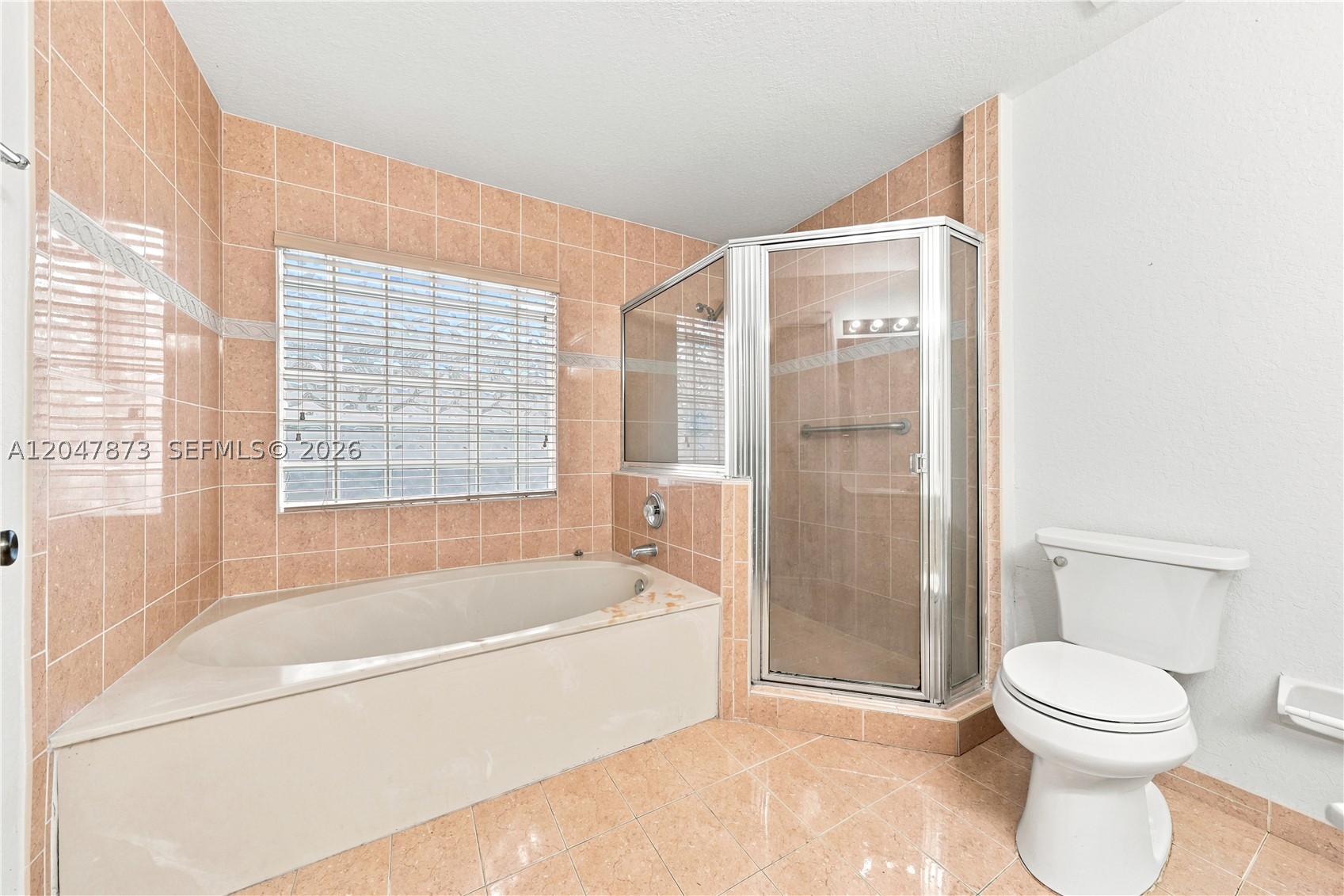 KAYLA S PLACE - Residential