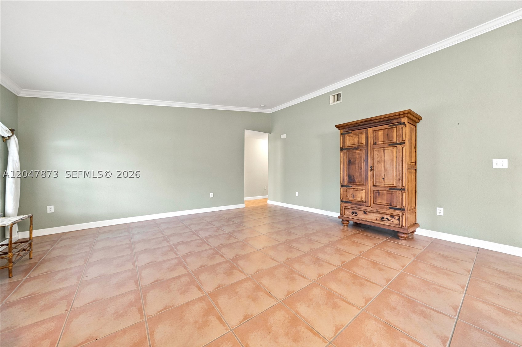KAYLA S PLACE - Residential