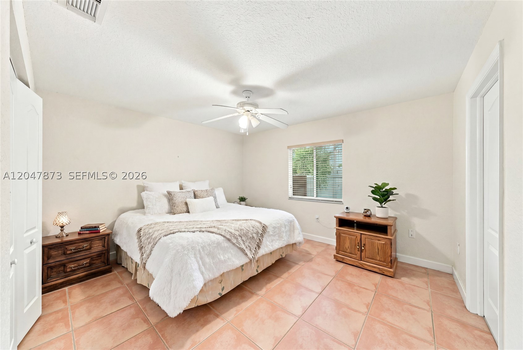 KAYLA S PLACE - Residential