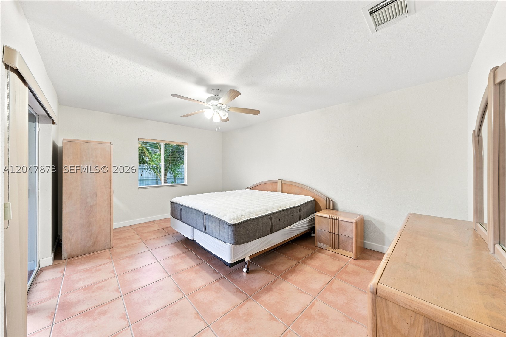 KAYLA S PLACE - Residential