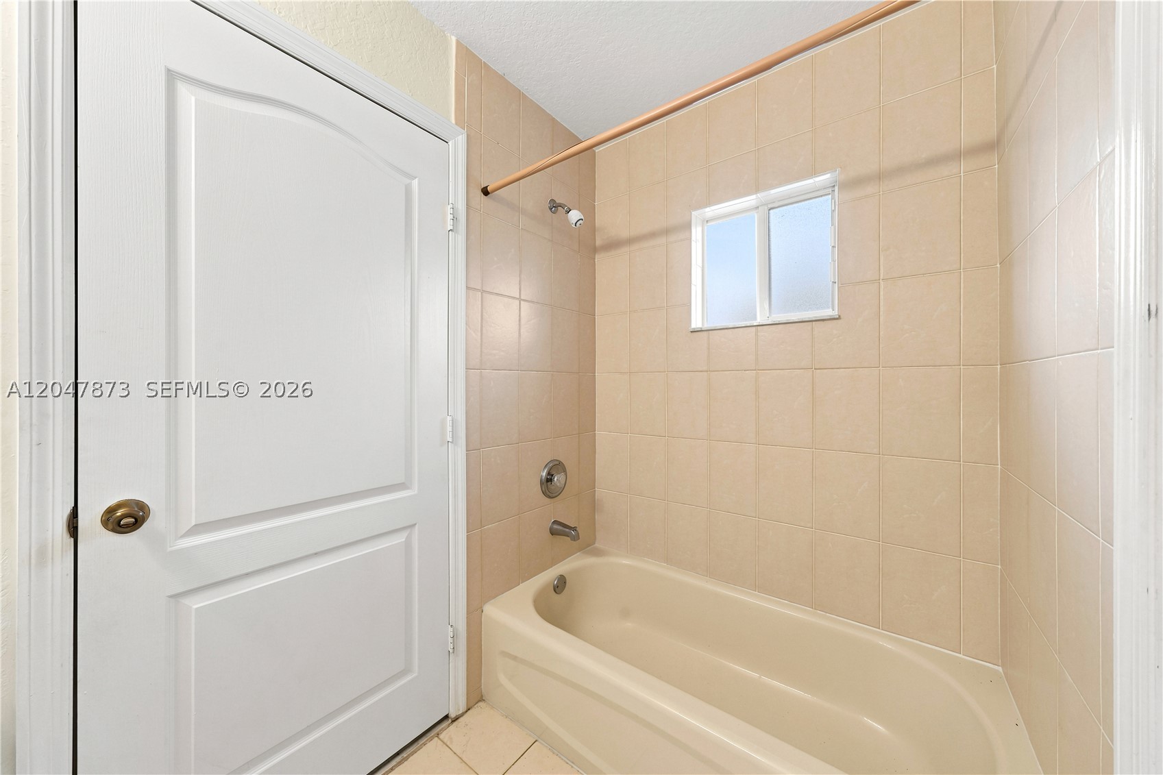 KAYLA S PLACE - Residential