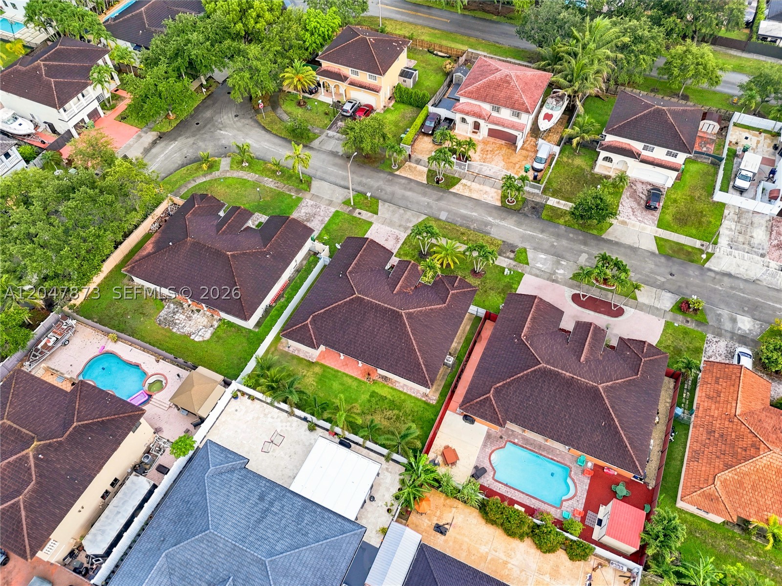 KAYLA S PLACE - Residential