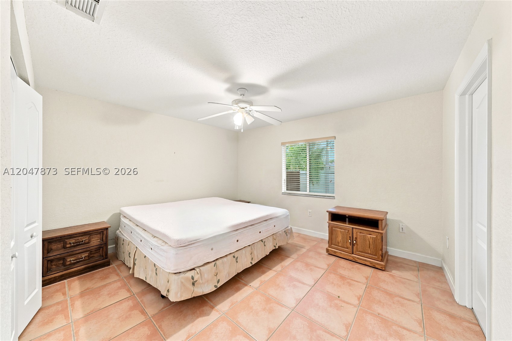 KAYLA S PLACE - Residential