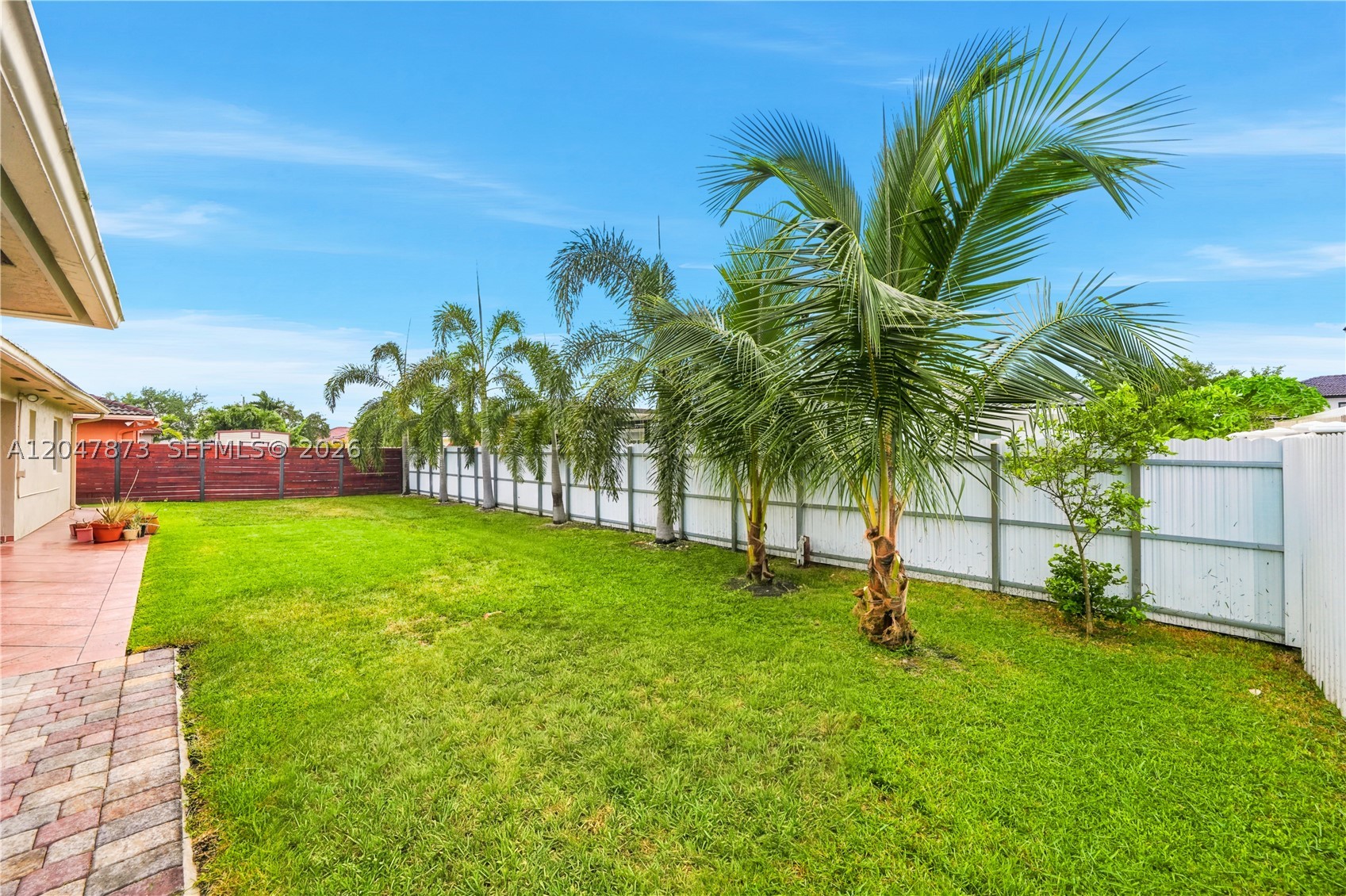 KAYLA S PLACE - Residential