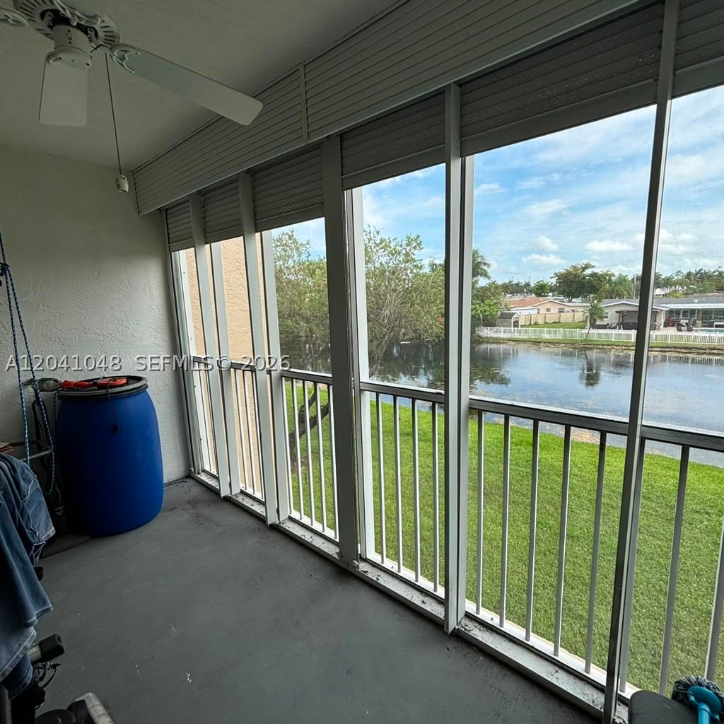 SUNRISE LAKES 202 CONDO - Residential