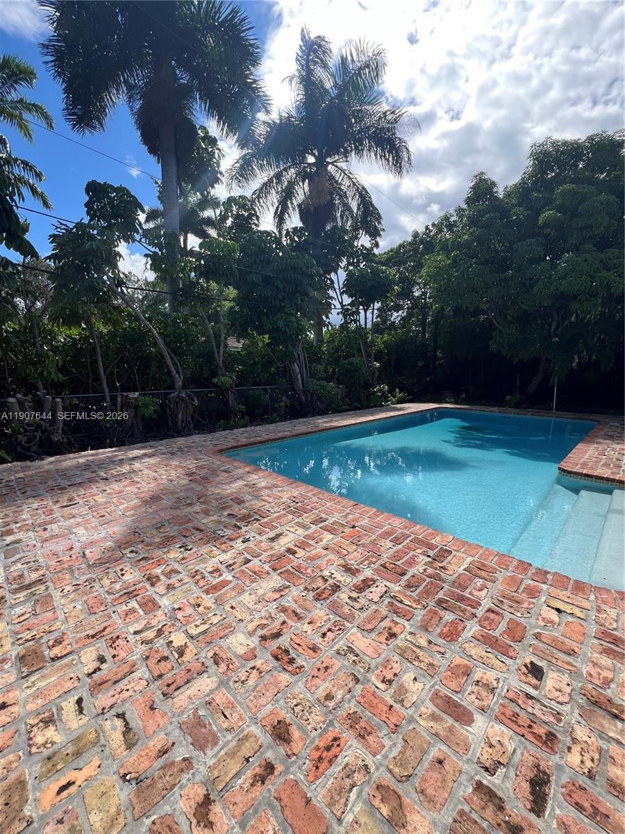CORAL BAY SEC A AMD PL - Residential Lease