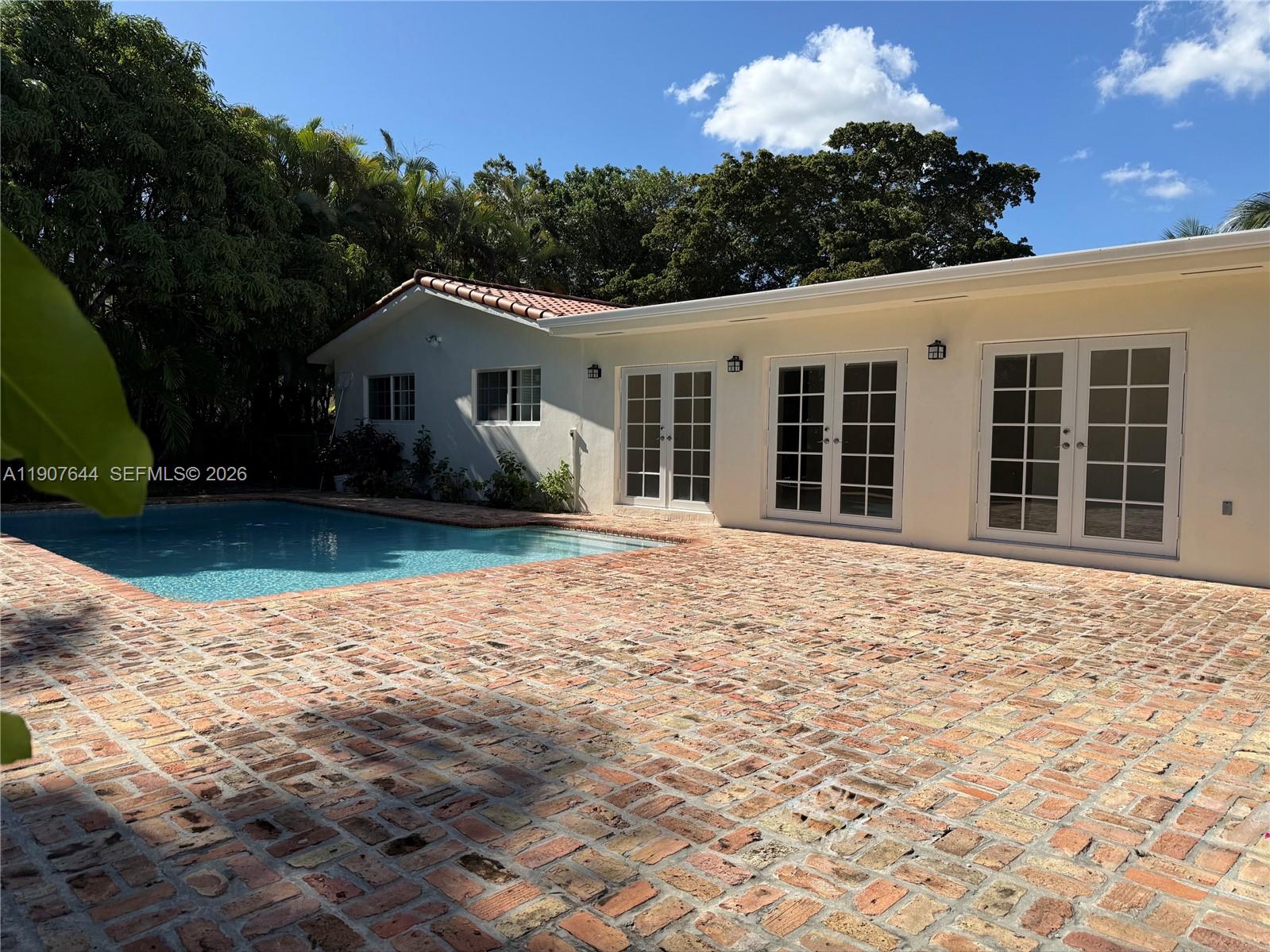CORAL BAY SEC A AMD PL - Residential Lease