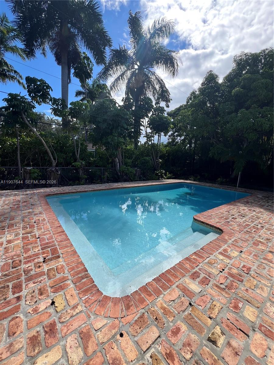 CORAL BAY SEC A AMD PL - Residential Lease