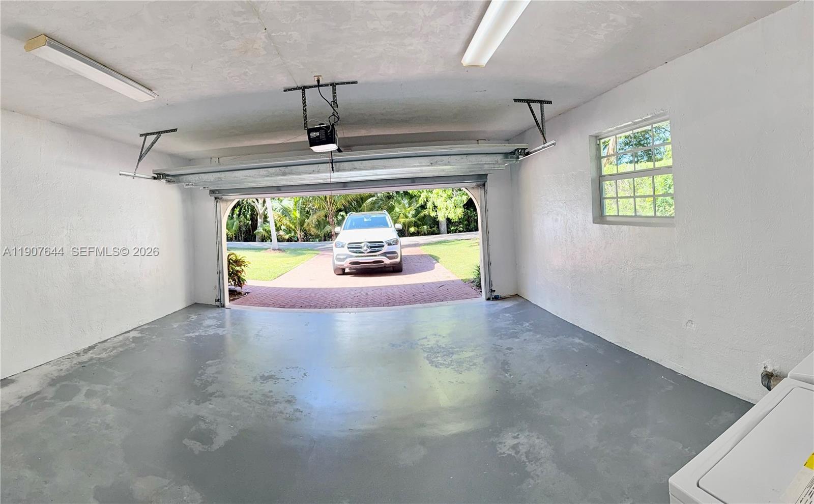 CORAL BAY SEC A AMD PL - Residential Lease