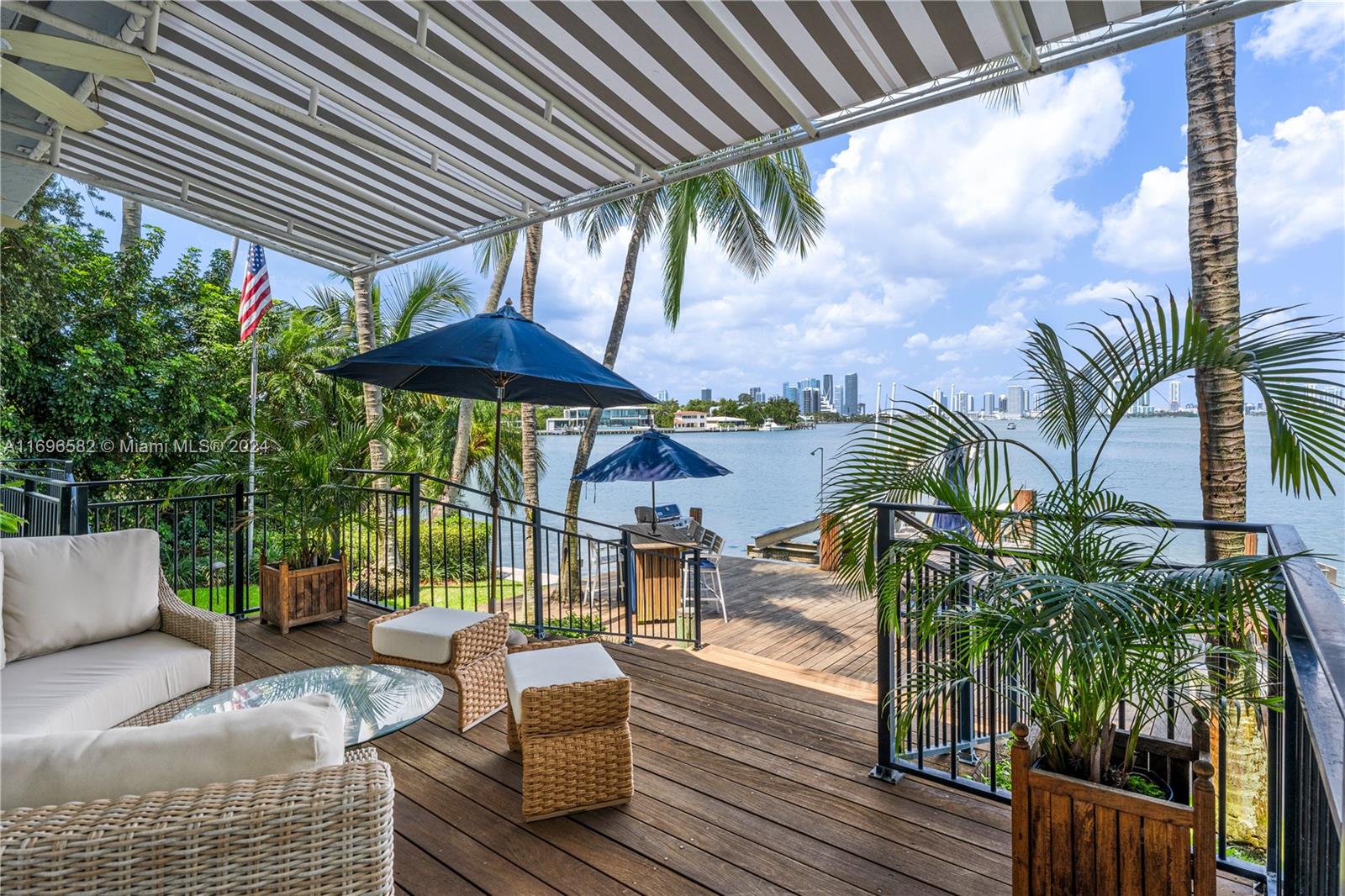 DI LIDO ISLAND - Residential