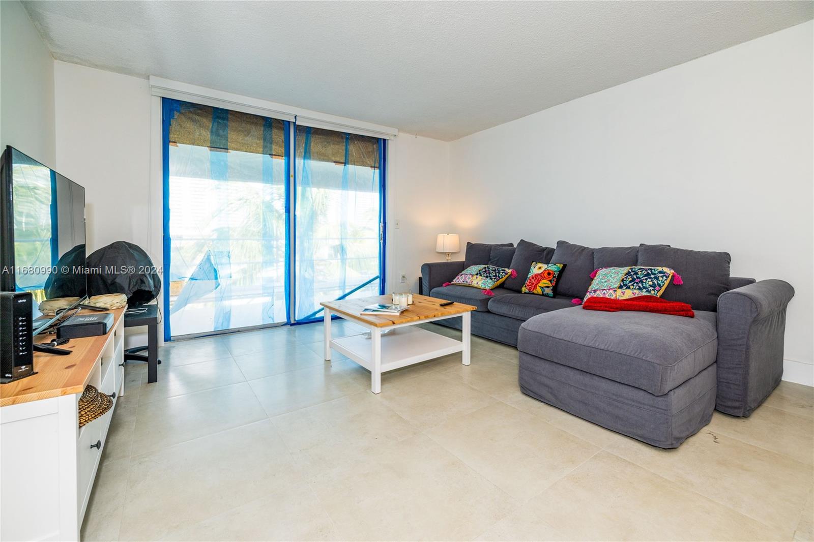 EDEN ISLES CONDO PART 1 - Residential Lease