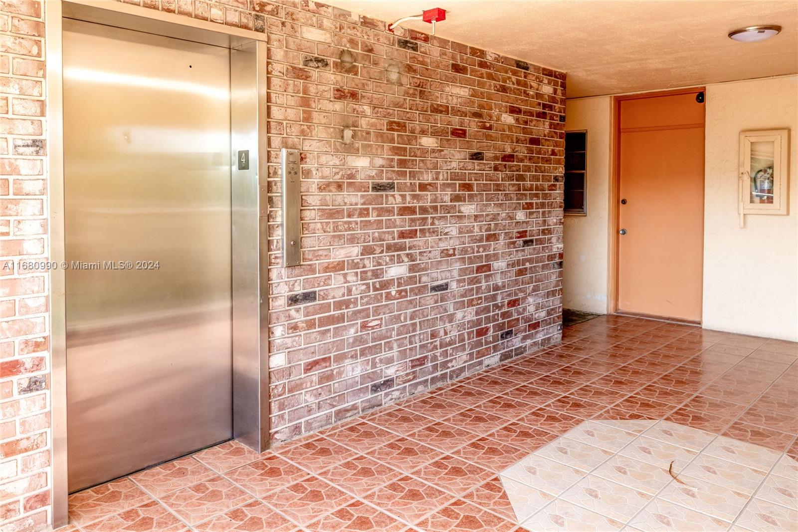 EDEN ISLES CONDO PART 1 - Residential Lease