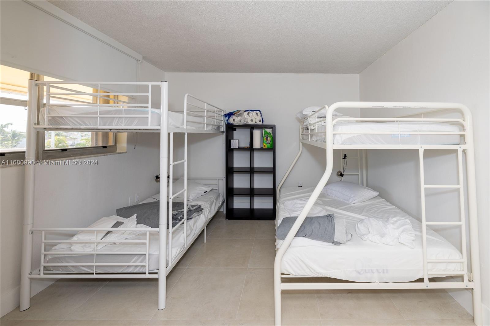 EDEN ISLES CONDO PART 1 - Residential Lease