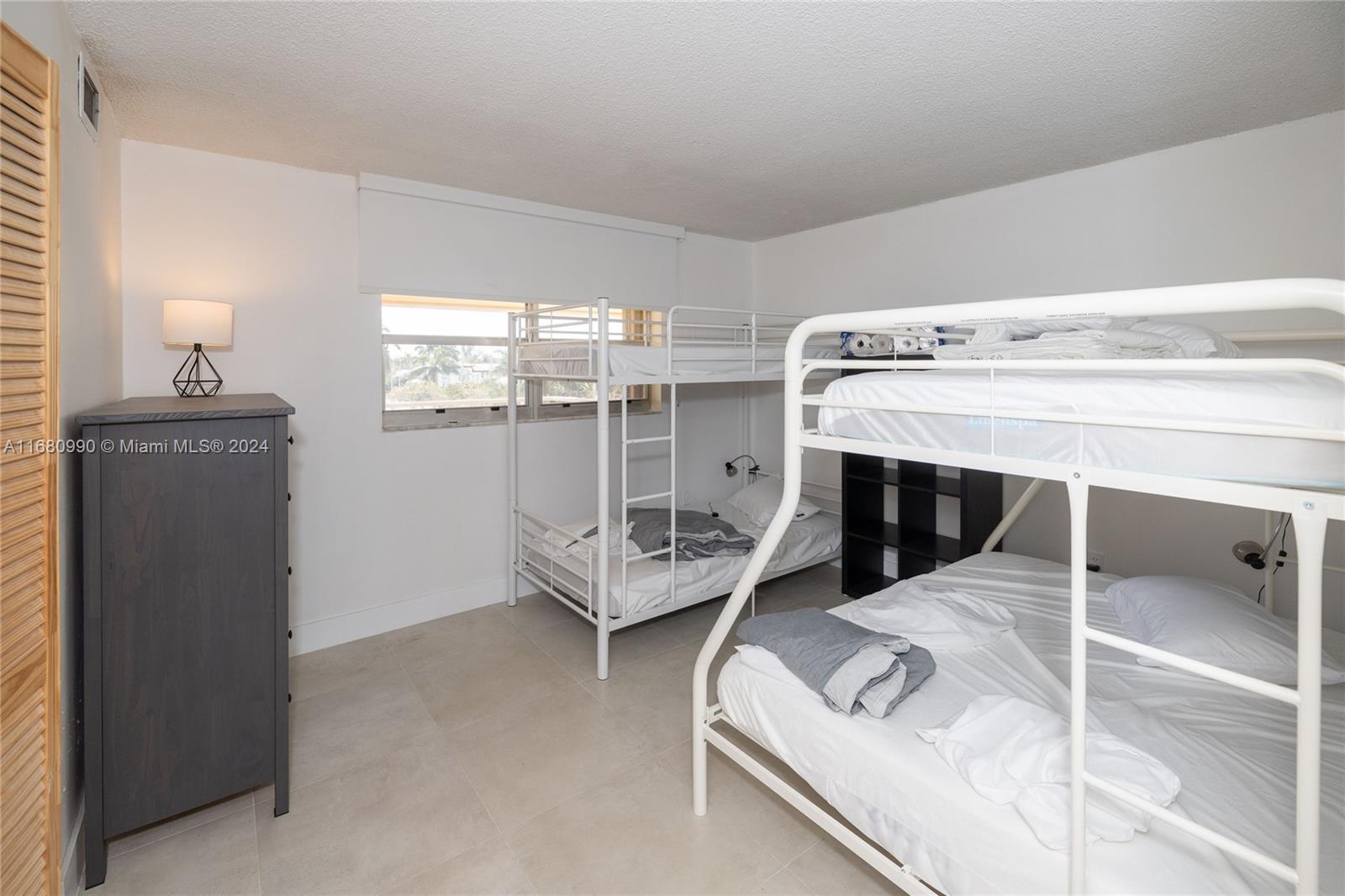 EDEN ISLES CONDO PART 1 - Residential Lease