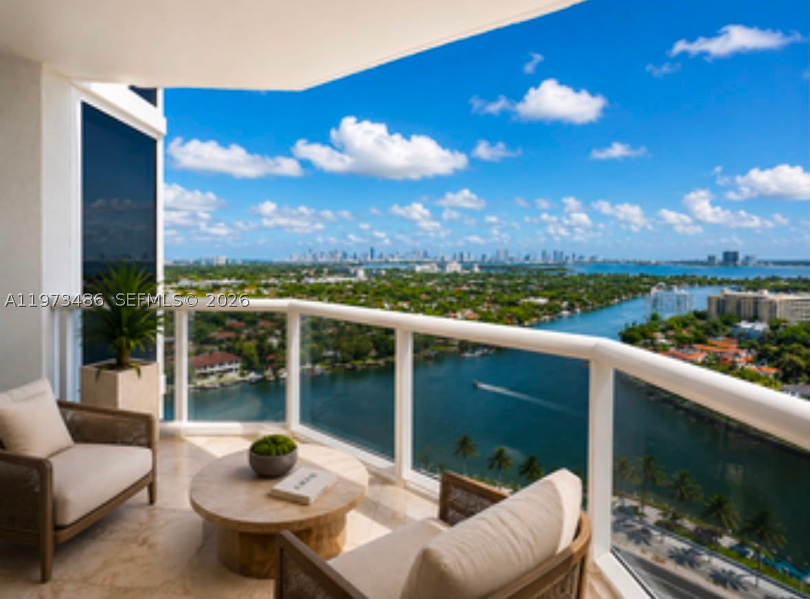 GREEN DIAMOND CONDO - Residential