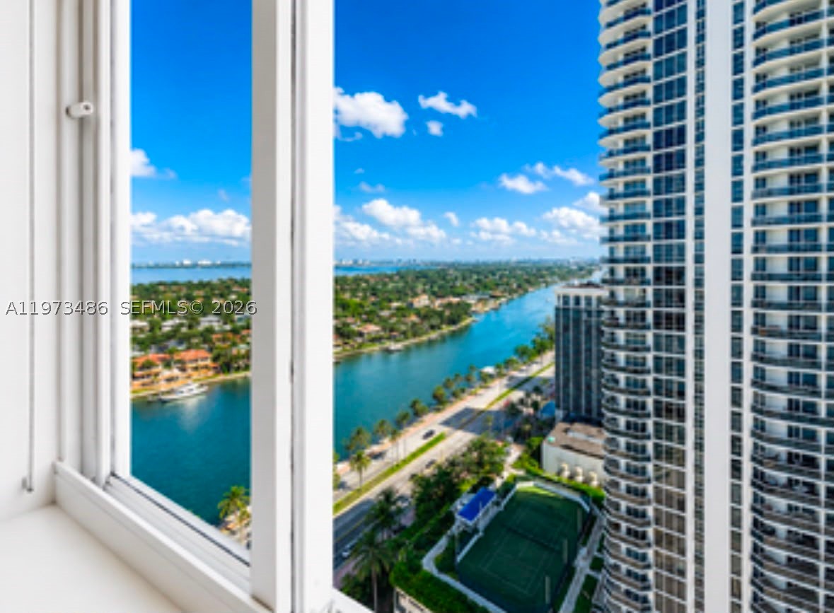 GREEN DIAMOND CONDO - Residential