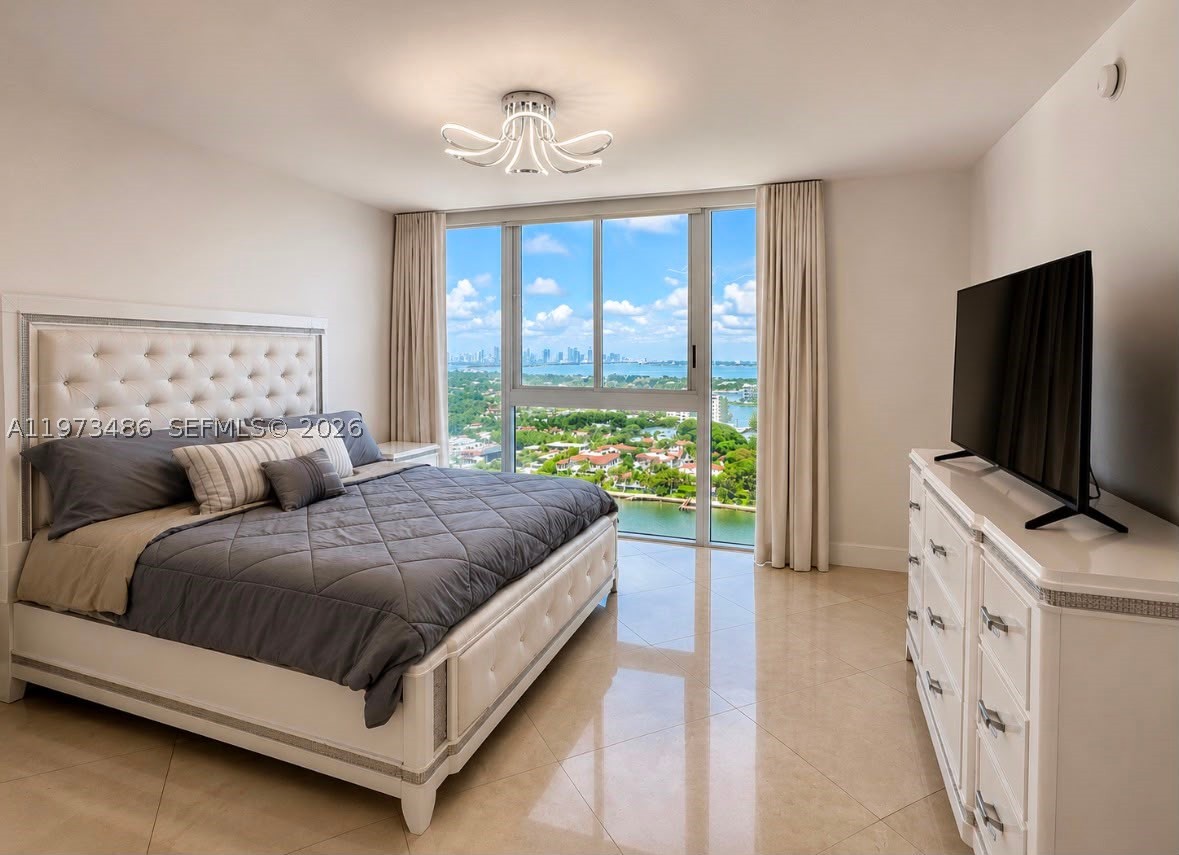 GREEN DIAMOND CONDO - Residential