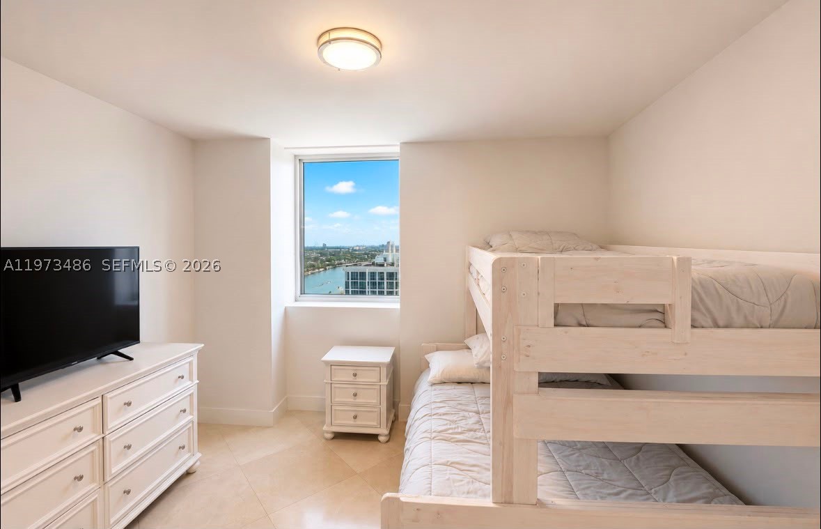 GREEN DIAMOND CONDO - Residential