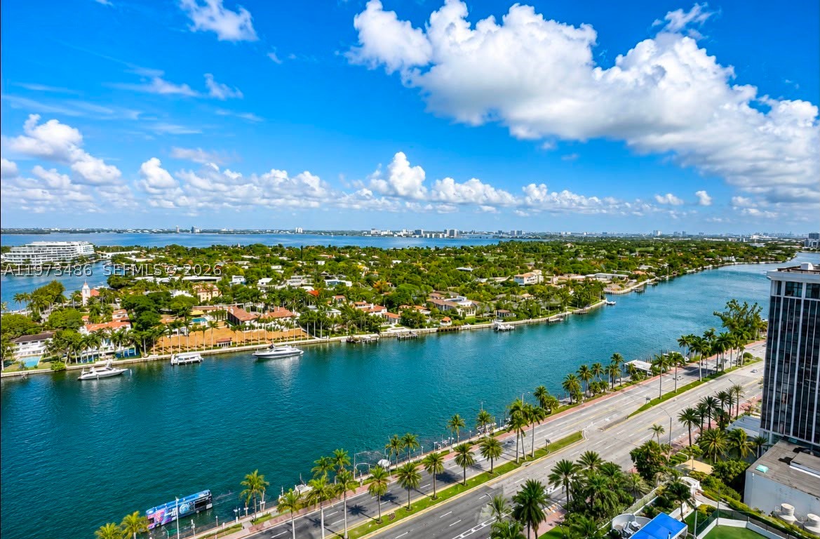 GREEN DIAMOND CONDO - Residential