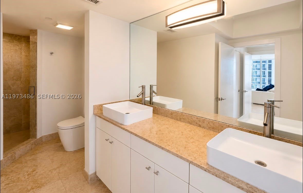 GREEN DIAMOND CONDO - Residential