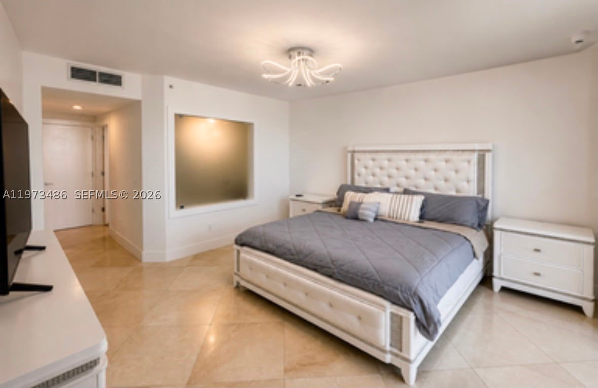 GREEN DIAMOND CONDO - Residential