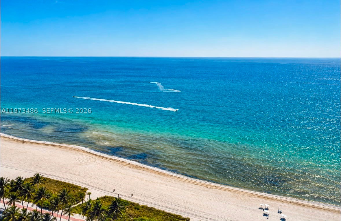 GREEN DIAMOND CONDO - Residential