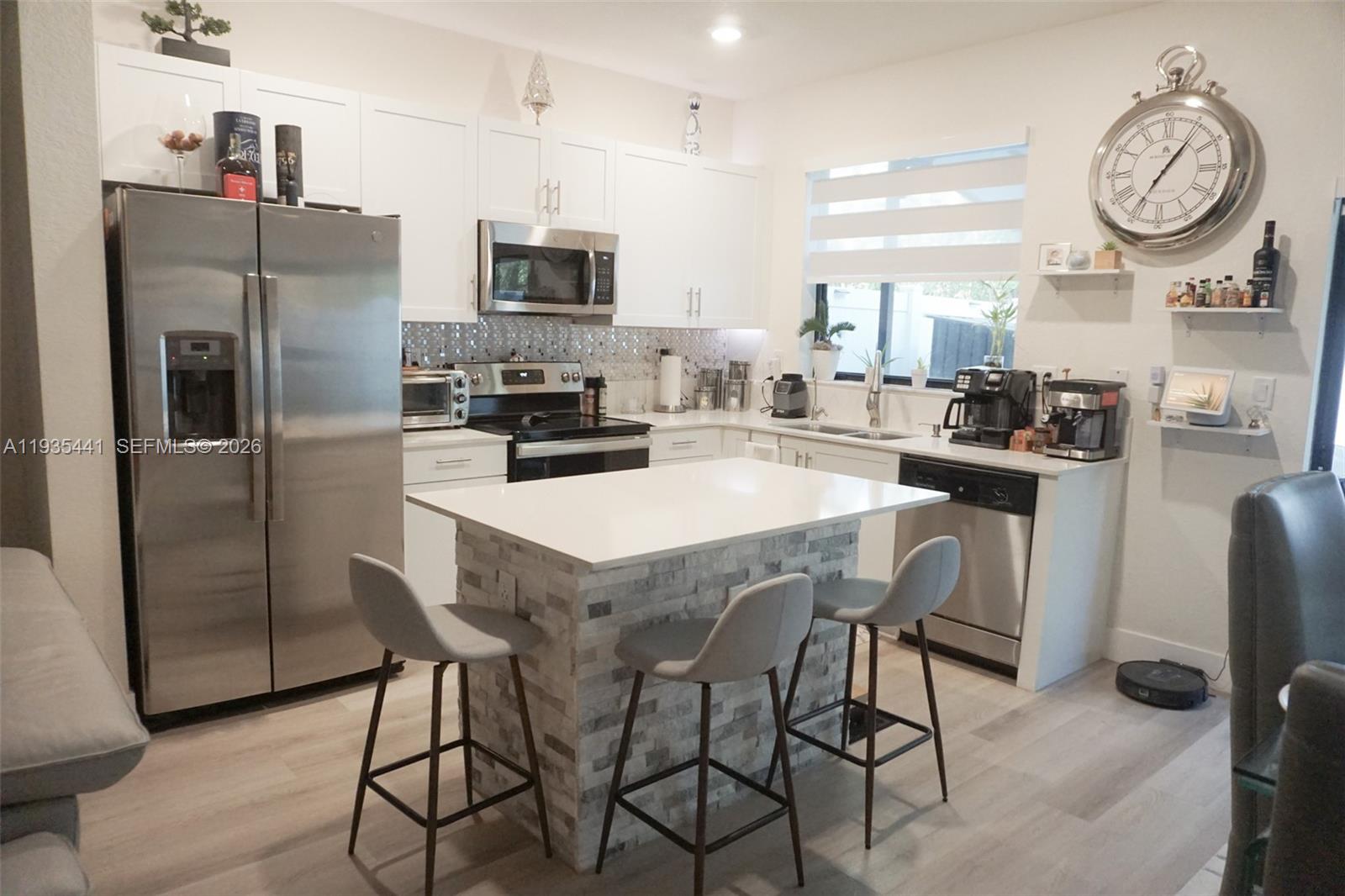 AQUABELLA SECTION TWO - Residential
