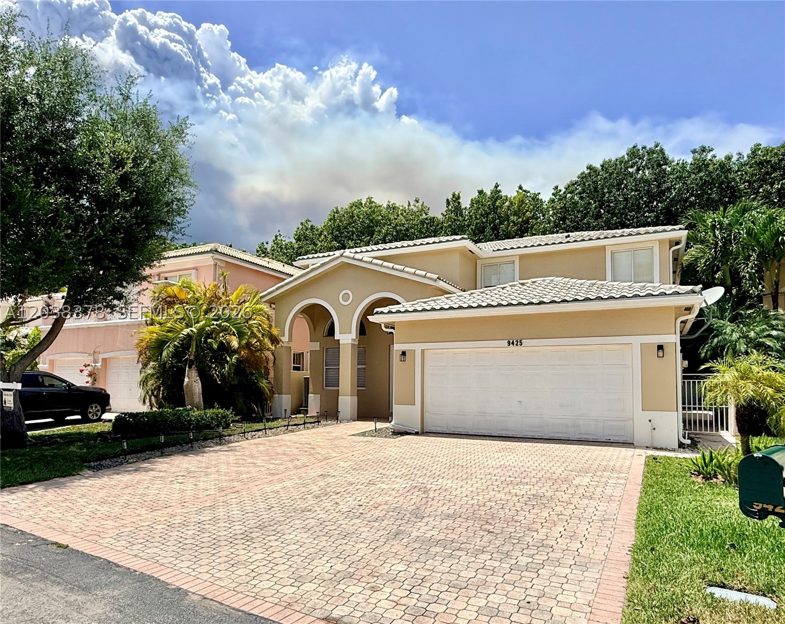 GOLDVUE ESTATES - Residential Lease