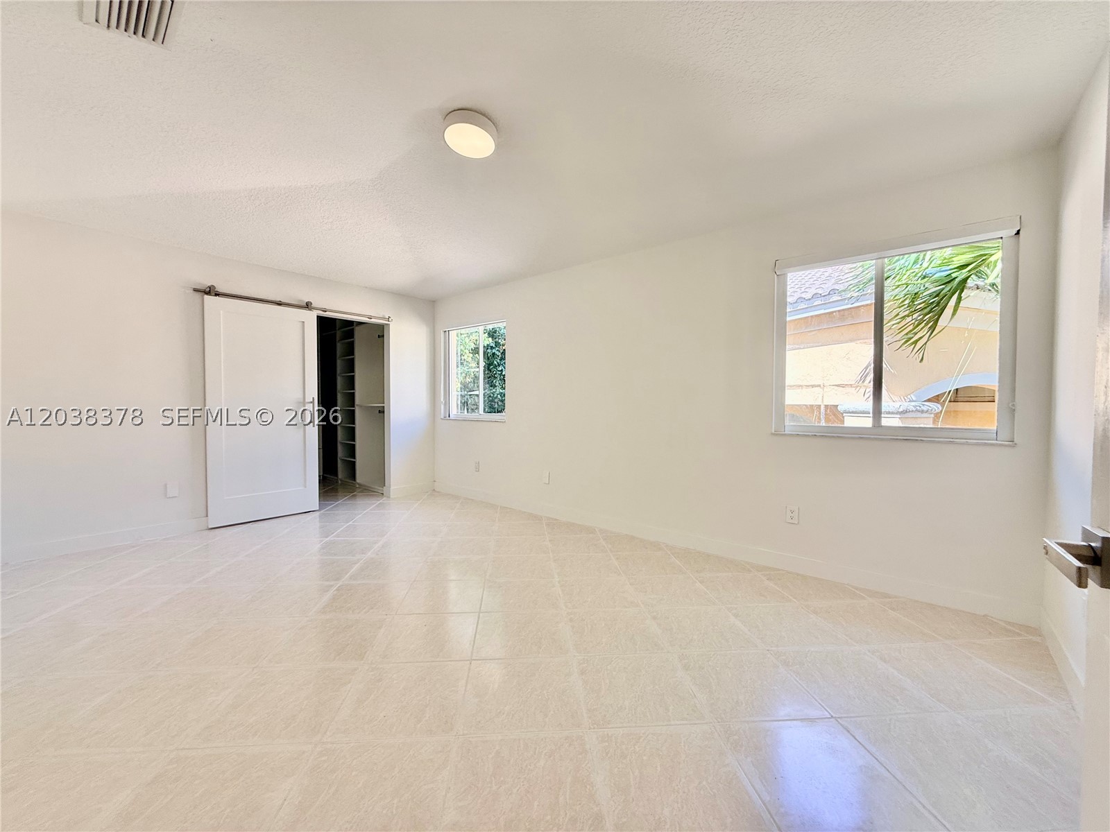 GOLDVUE ESTATES - Residential Lease