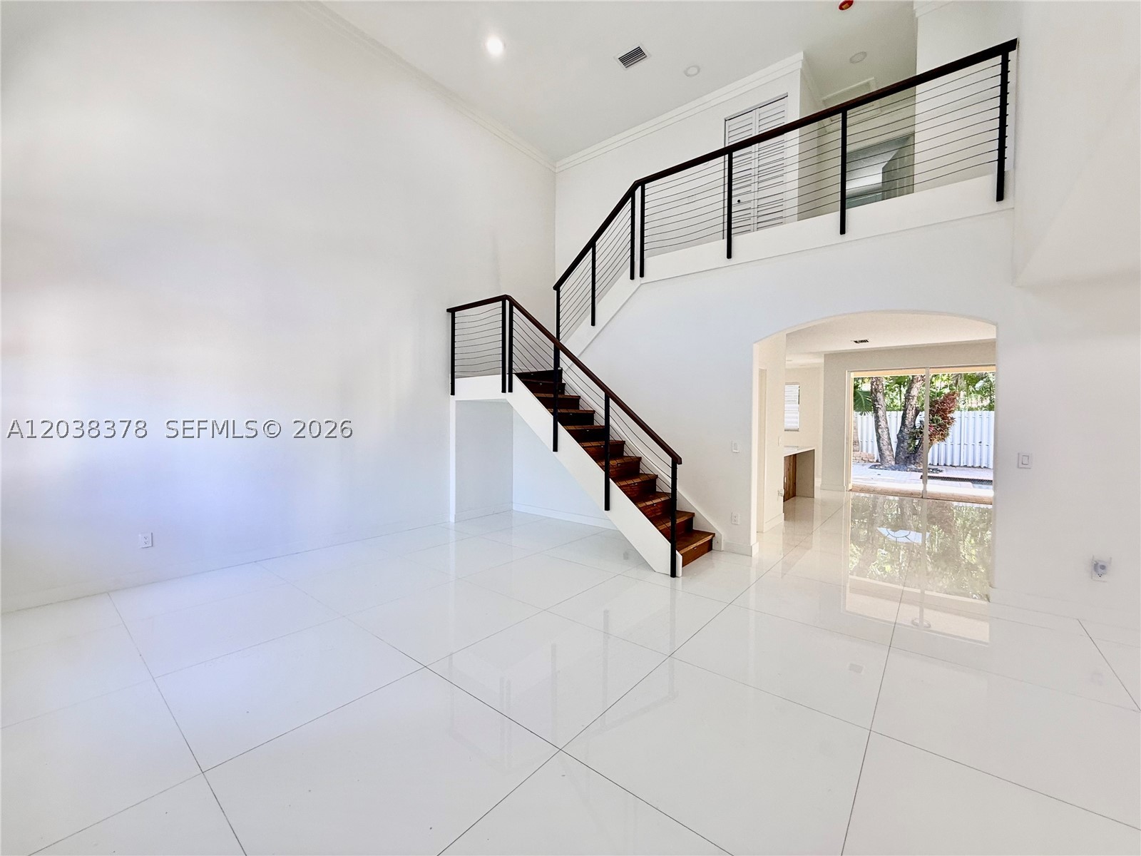 GOLDVUE ESTATES - Residential Lease