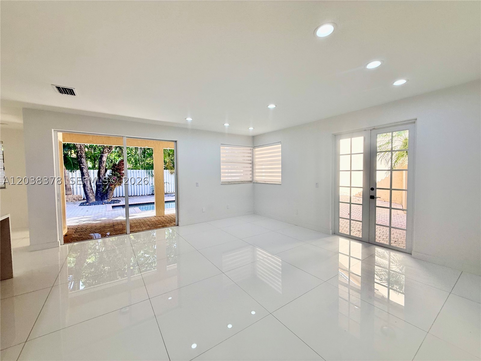GOLDVUE ESTATES - Residential Lease