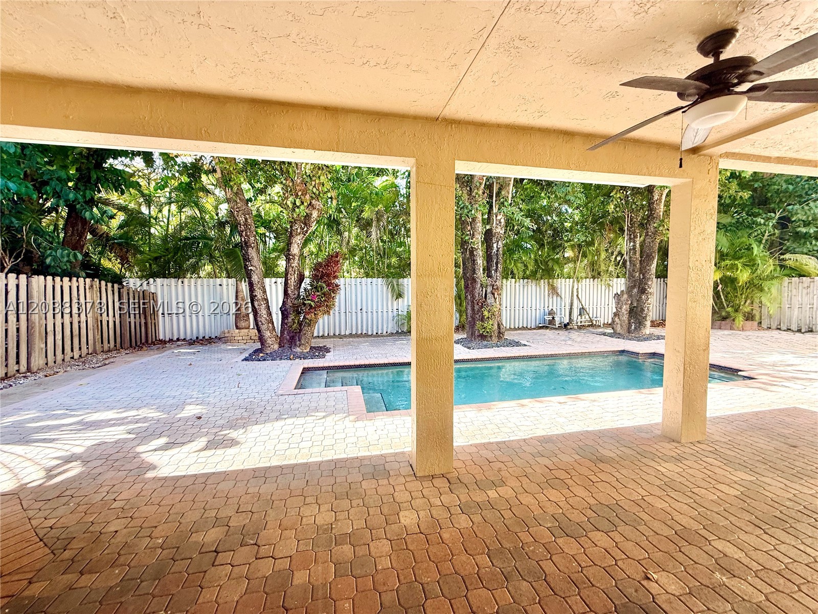 GOLDVUE ESTATES - Residential Lease