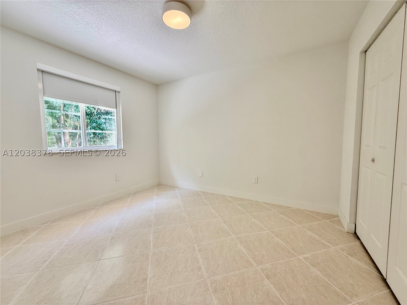 GOLDVUE ESTATES - Residential Lease