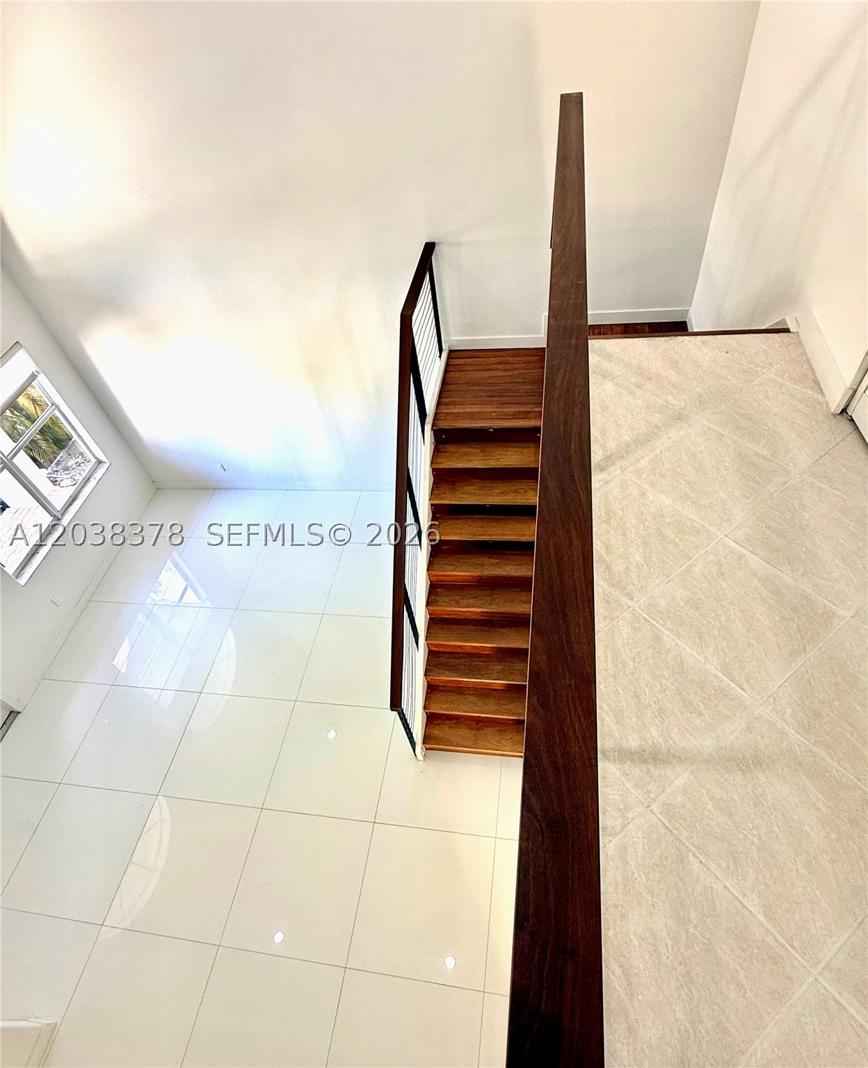 GOLDVUE ESTATES - Residential Lease