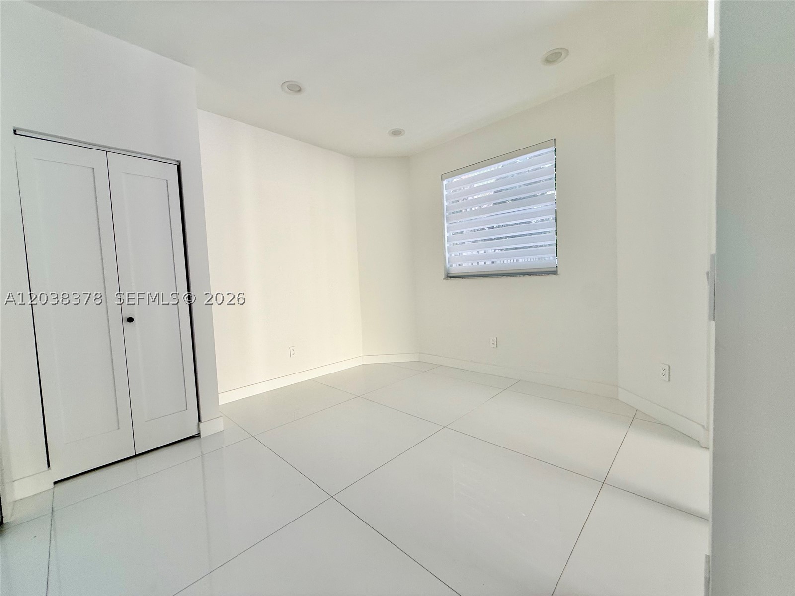GOLDVUE ESTATES - Residential Lease