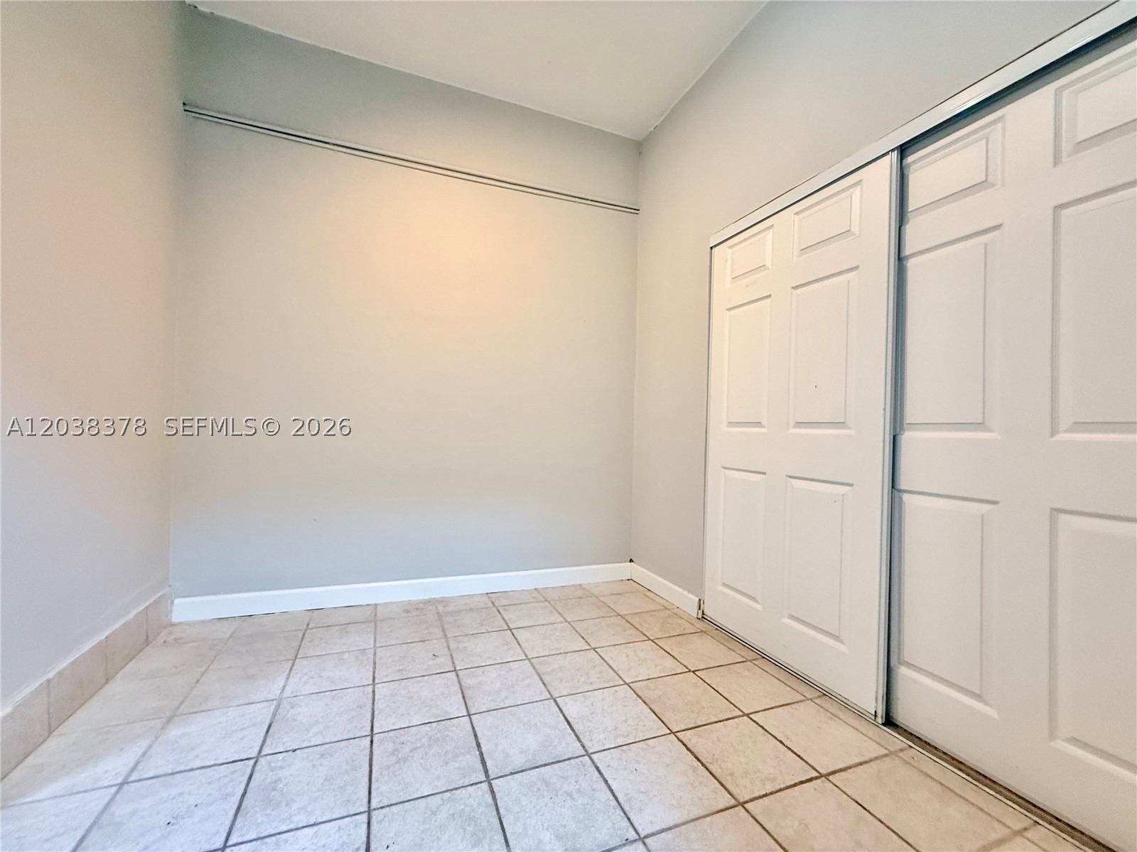 GOLDVUE ESTATES - Residential Lease