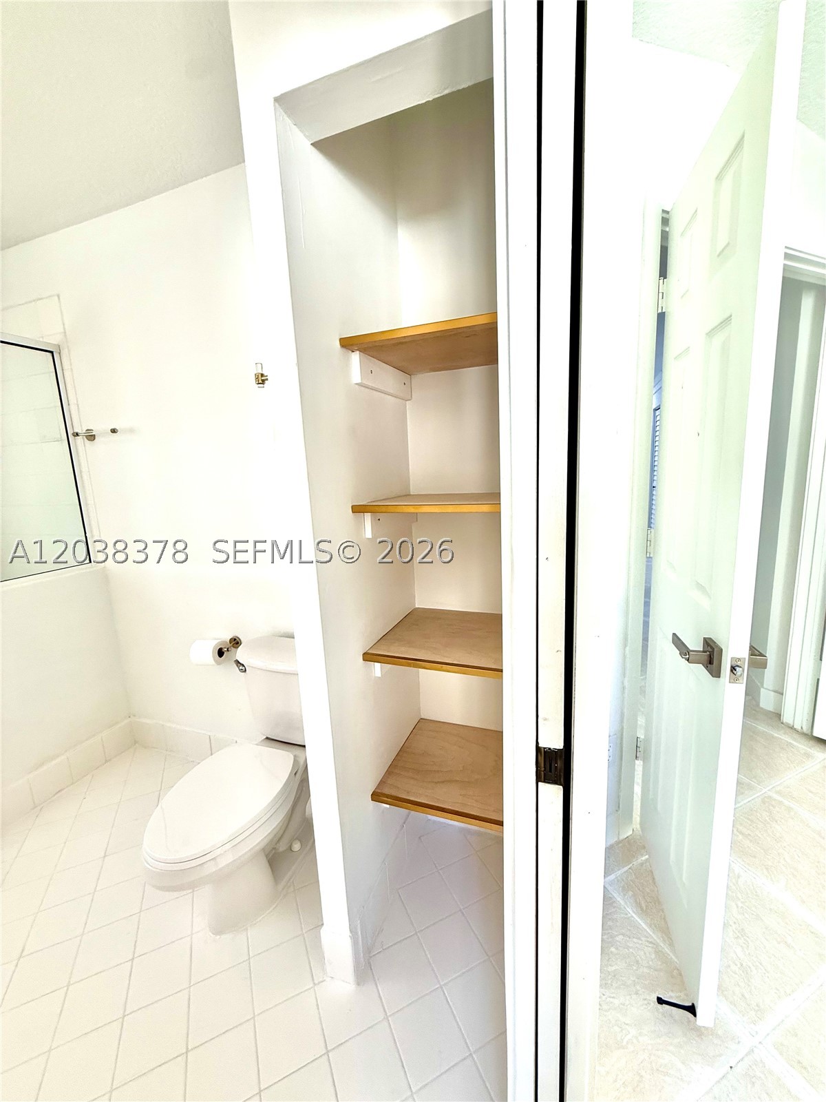 GOLDVUE ESTATES - Residential Lease