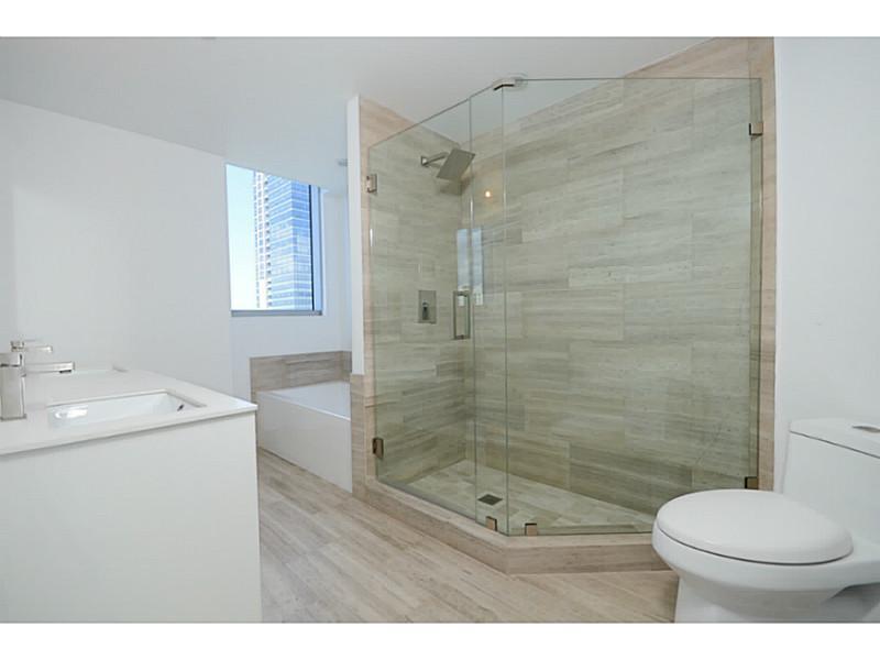 BRICKELL HOUSE - Residential Lease